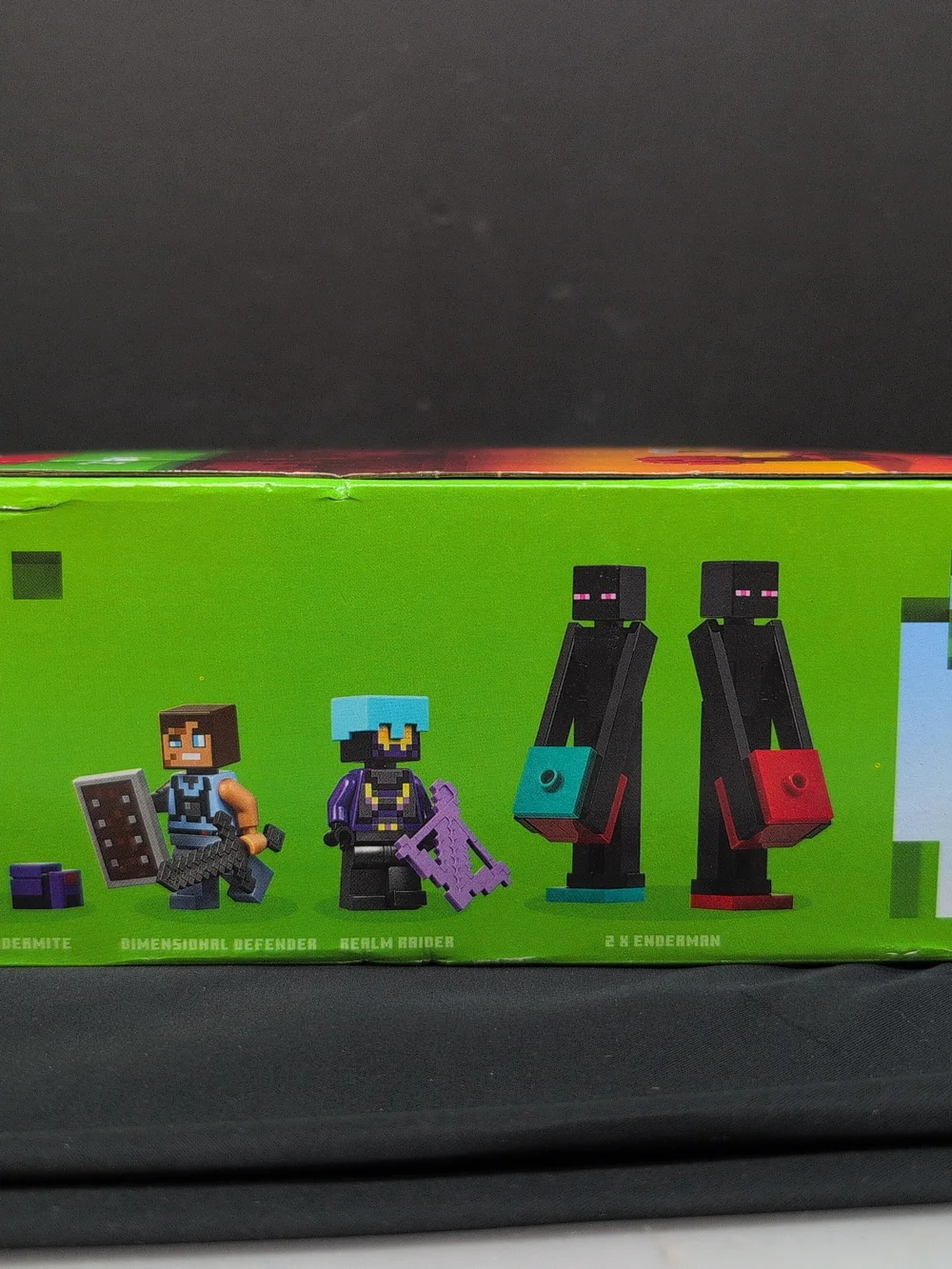 Lego Minecraft the Enderman Tower Complete Building Set Pcs 867